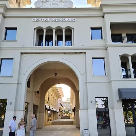 One 112 аll-season в св св константин и елена Apartament *