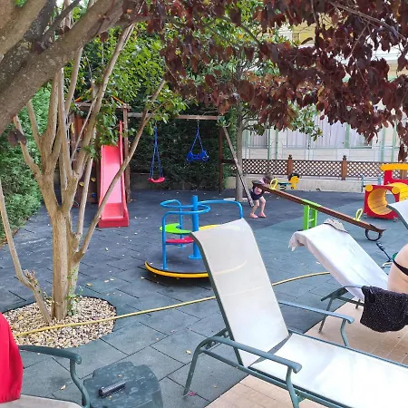 One 112 аll-season в св св константин и елена * Warna