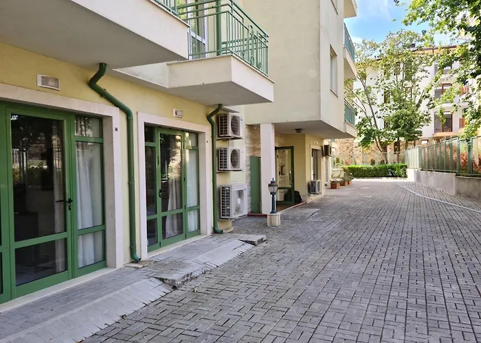 One 112 аll-season в св св константин и елена